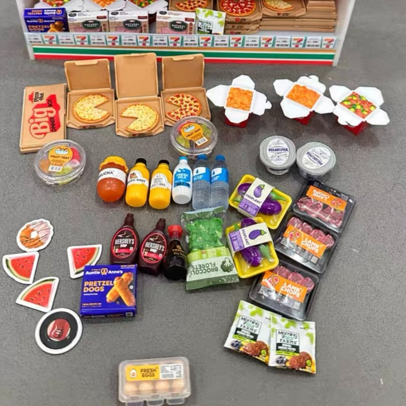 Mini Brands Fridge Mystery Bal - огляд і ціна Ornament Ball Set