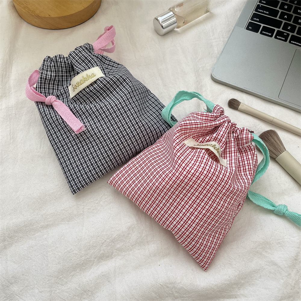 New Plaid Storage Drawstring B - огляд і ціна Christmas Throw Blanket