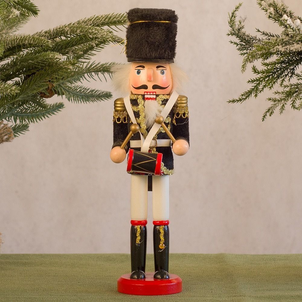 Merry Christmas Vintage Christ - огляд і ціна Nutcracker Figurine