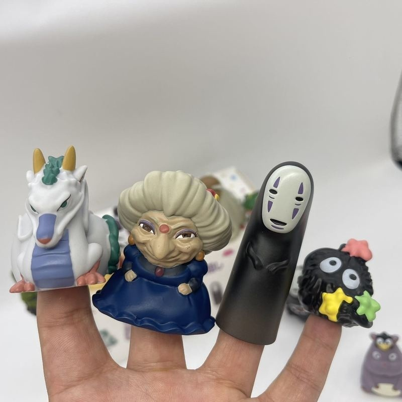 Spot Japanese Anime White Drag - огляд і ціна Ornament Ball Set