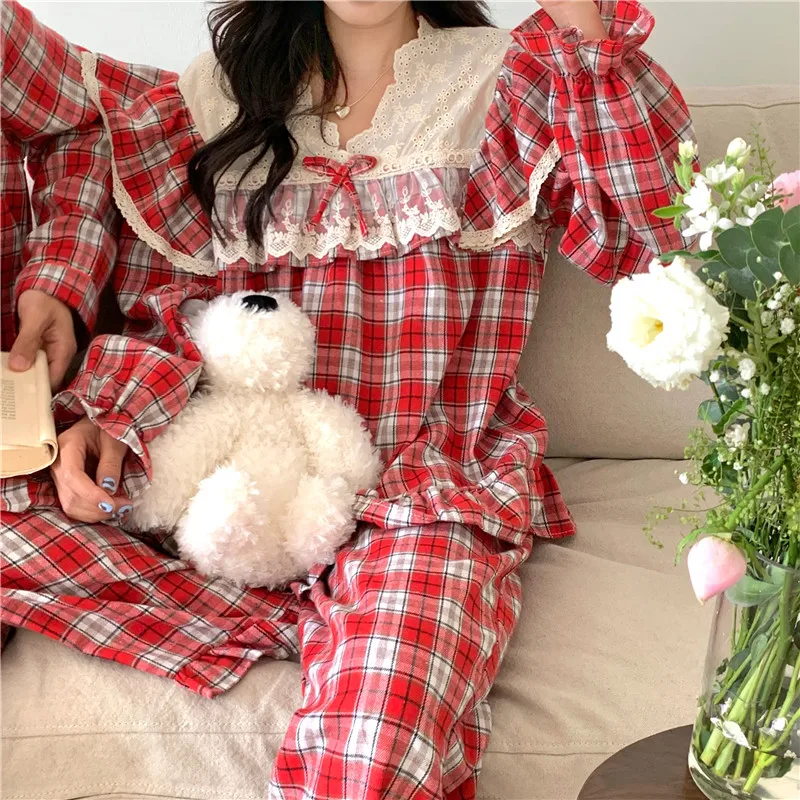 Autumn Winter Princess Style C - огляд і ціна Christmas Throw Blanket