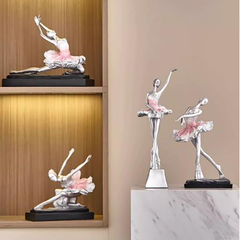 European Ballet Dancer Ornamen - огляд і ціна Nutcracker Figurine