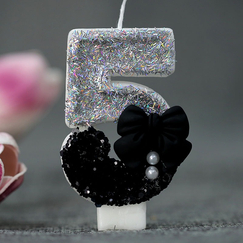 Midnight Bow & Pearl 0-9 Numbe - огляд і ціна Holiday Candle Set