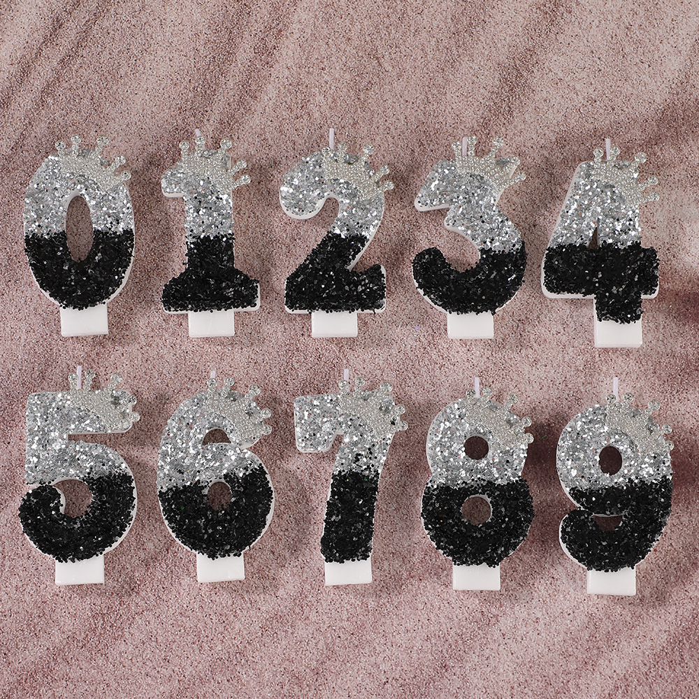 Black Silver Gradient Crown Ha - огляд і ціна Holiday Candle Set